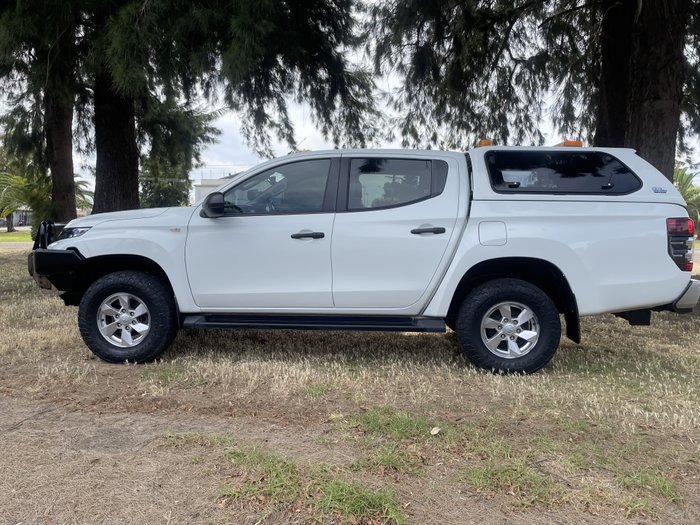 Mitsubishi Triton