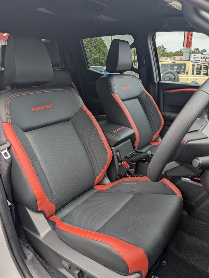 2025 NISSAN NAVARA PRO-4X