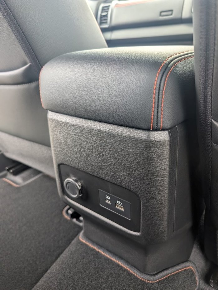 2025 NISSAN NAVARA PRO-4X