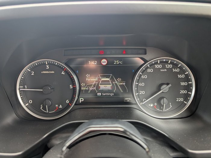 2025 NISSAN NAVARA PRO-4X