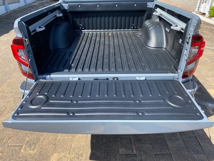 2025 Nissan Navara PRO-4X