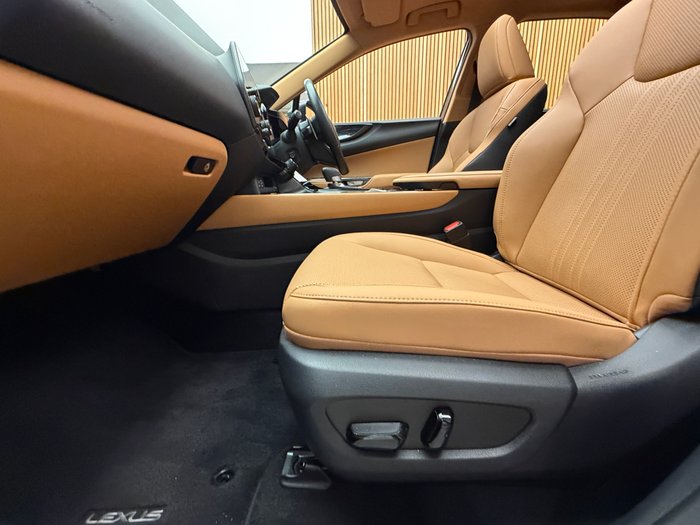 2024 Lexus NX350H Luxury AWD