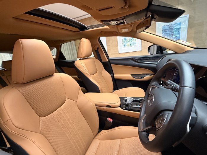 2024 Lexus NX350H Luxury AWD