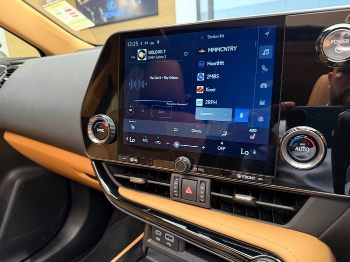 2024 Lexus NX350H Luxury AWD