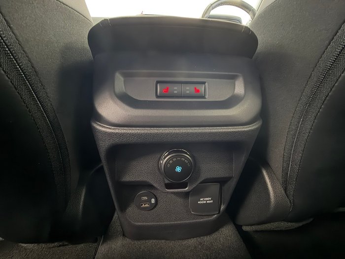 2026 Ford Everest Platinum