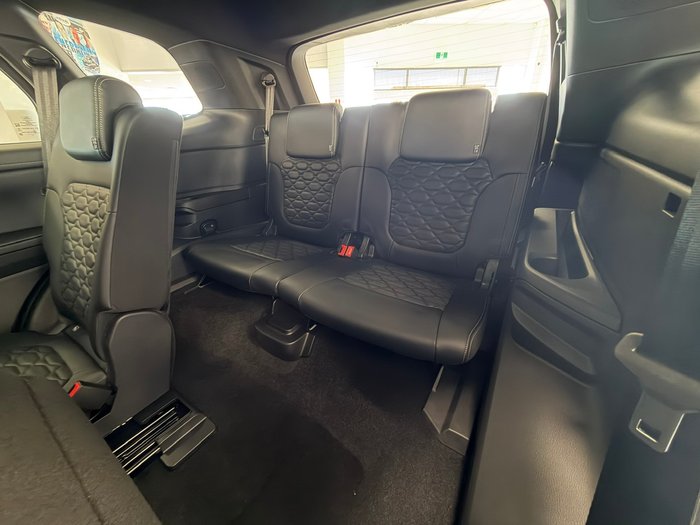 2026 Ford Everest Platinum
