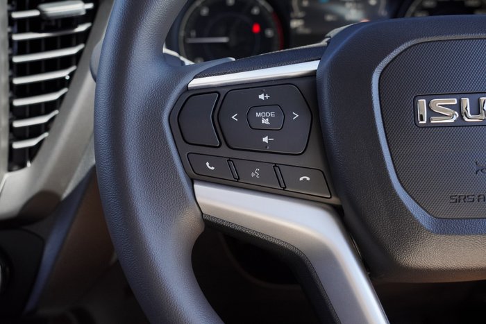 2026 Isuzu D-MAX SX High Ride