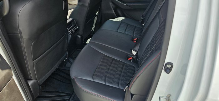 2024 Isuzu D-MAX X-TERRAIN MY24 White