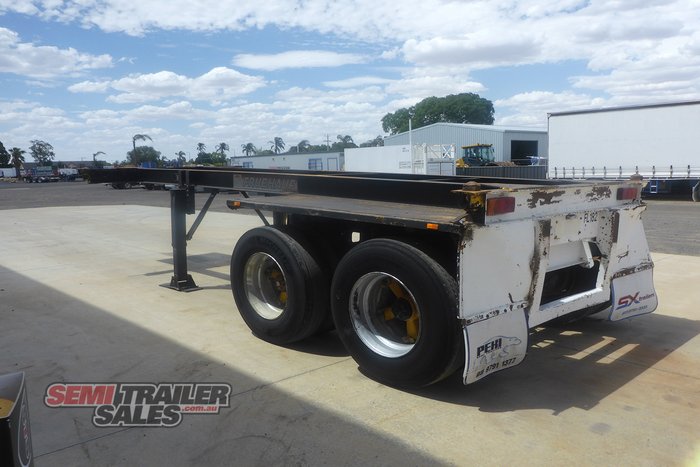 1987 Fruehauf 20FT Skel