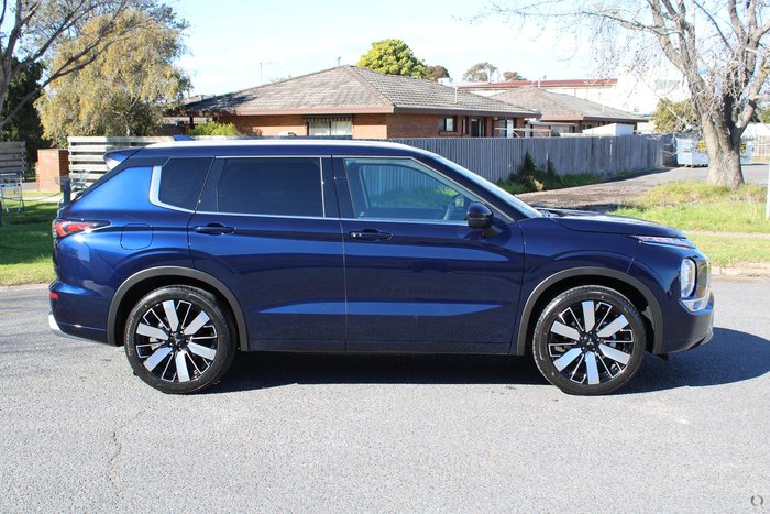 2026 Mitsubishi Outlander Exceed