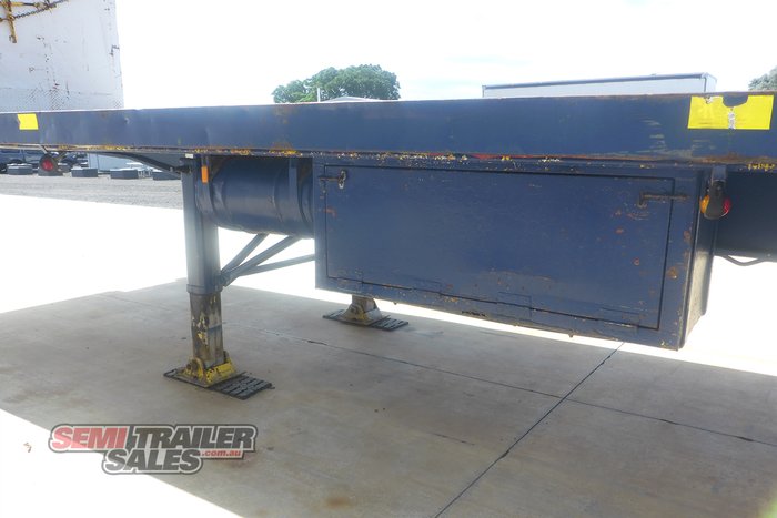 1990 Krueger 41FT Flat Top