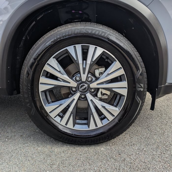 2024 NISSAN X-TRAIL ST-L