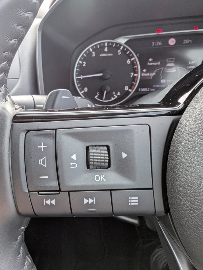 2024 NISSAN X-TRAIL ST-L