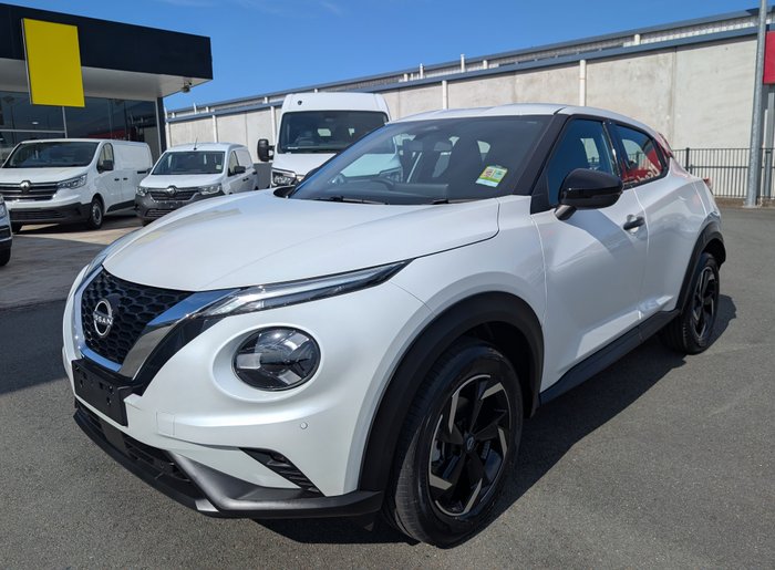 2025 NISSAN JUKE ST+