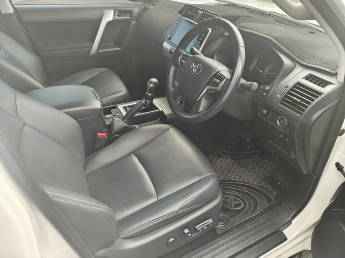 2023 TOYOTA LANDCRUISER PRADO VX FLAT TAILGATE