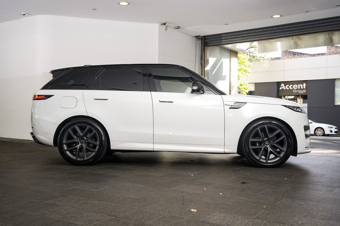 2024 Land Rover Range Rover Sport D350 Dynamic HSE