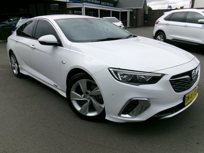2018 HOLDEN COMMODORE