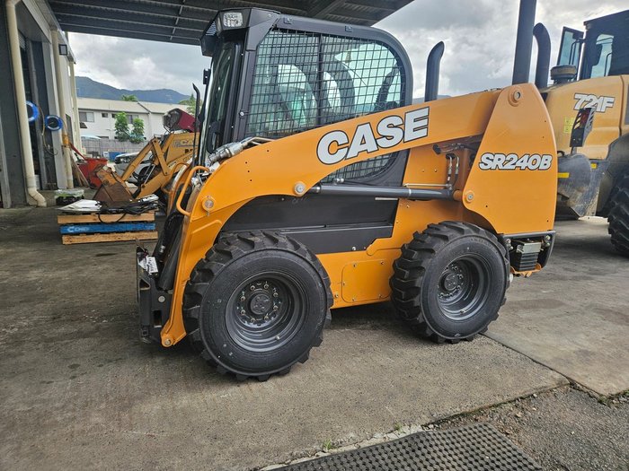 CASE CONSTRUCTION SR240 Skid Steer