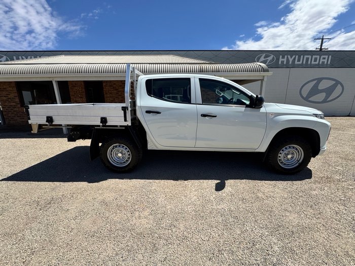2020 MITSUBISHI Triton GLX ADAS