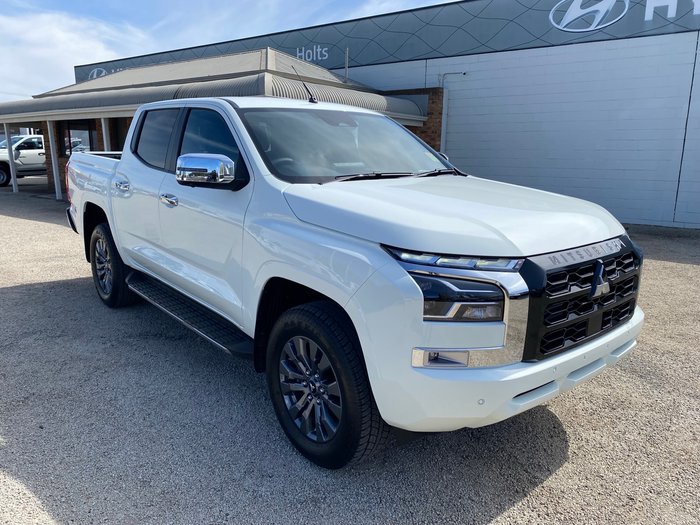 2025 MITSUBISHI Triton GLS