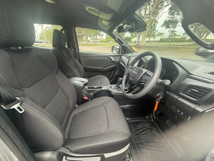 2025 Isuzu D-MAX X-RIDER