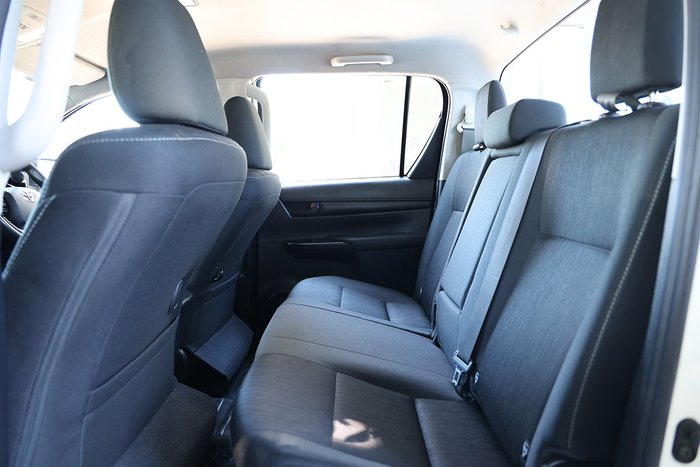 2019 Toyota Hilux SR