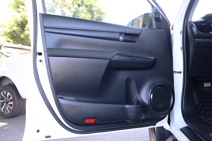 2019 Toyota Hilux SR