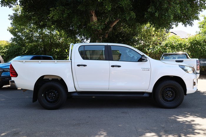 2019 Toyota Hilux SR