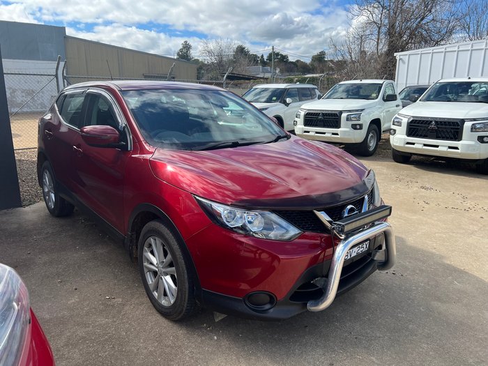 2015 NISSAN QASHQAI