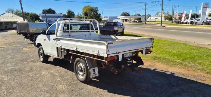 2017 Toyota Hilux SR GUN126R White