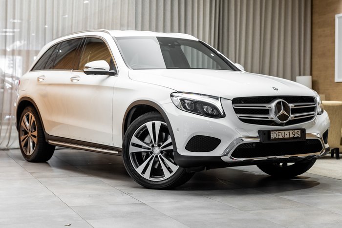 2016 MERCEDES-BENZ GLC