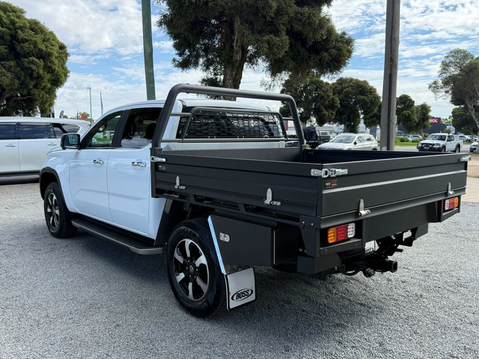 2025 VOLKSWAGEN AMAROK