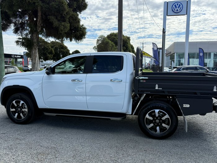 2025 VOLKSWAGEN AMAROK