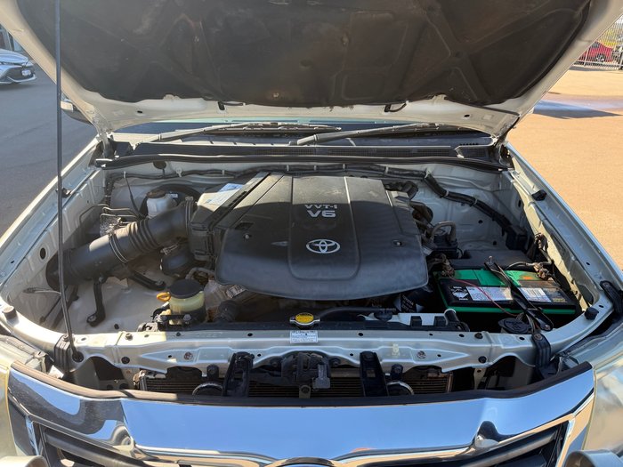 2011 Toyota Hilux ***DataUnavailable*** Silver