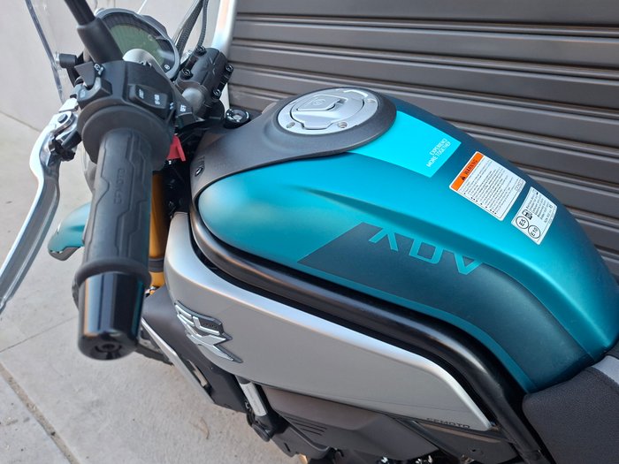 2023 CFMOTO 700 CL-X Adv