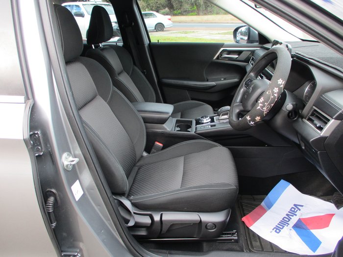 2021 Mitsubishi Outlander ES ZM MY22 Silver