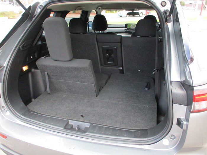 2021 Mitsubishi Outlander ES ZM MY22 Silver