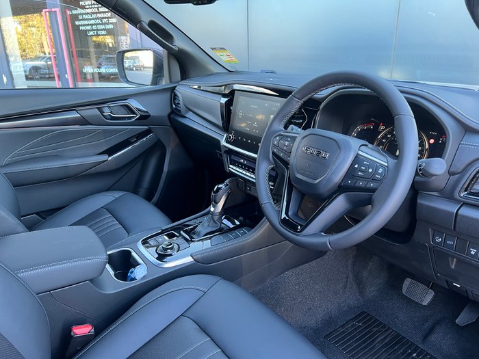 2025 Isuzu MU-X LS-T