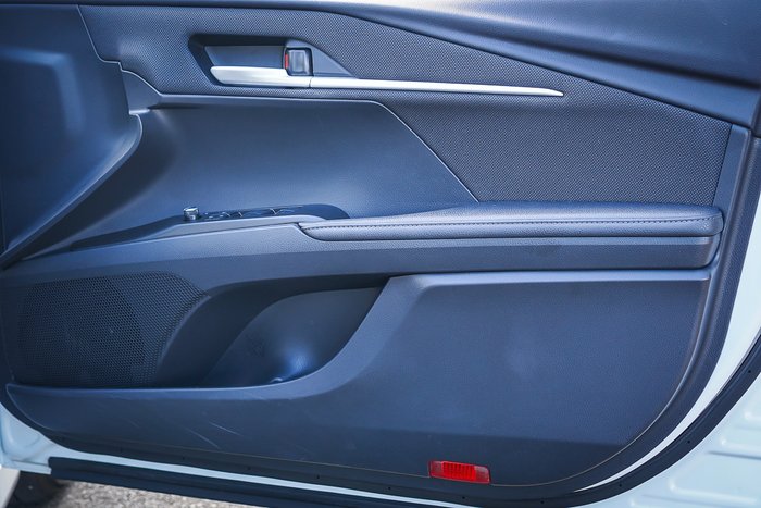 2025 Toyota CAMRY HYBRID Ascent