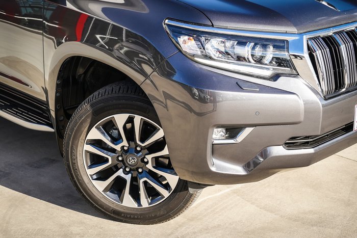2023 Toyota PRADO VX