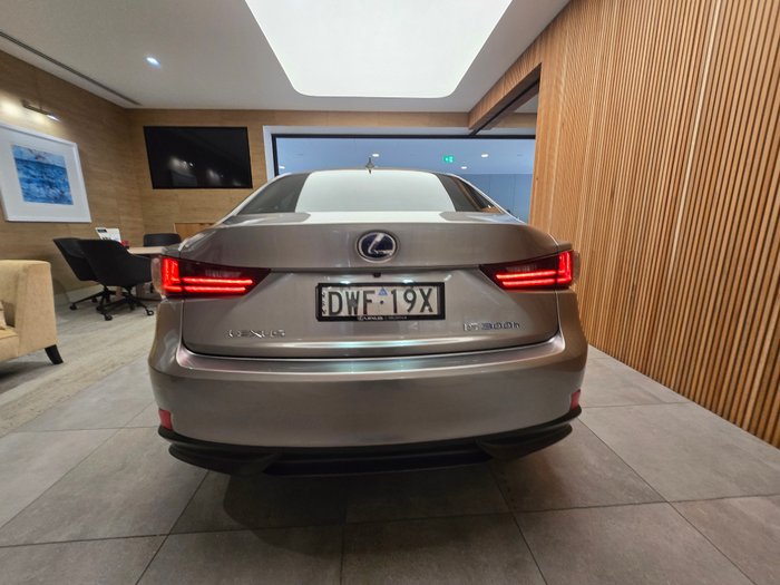 2013 Lexus IS300h Luxury 2.5L Hybrid Continuously variable Sedan