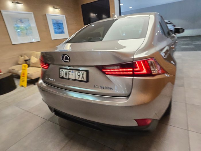 2013 Lexus IS300h Luxury 2.5L Hybrid Continuously variable Sedan