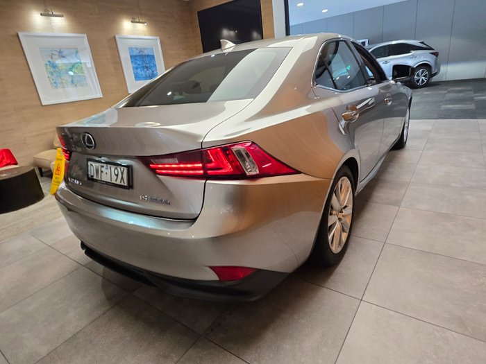 2013 Lexus IS300h Luxury 2.5L Hybrid Continuously variable Sedan