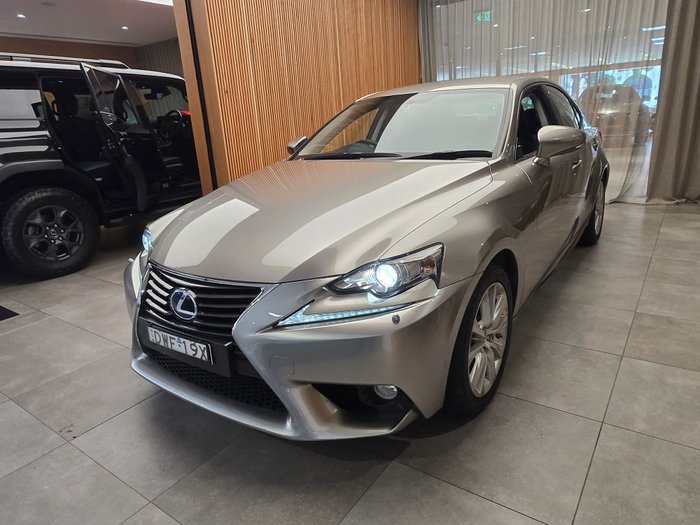 2013 Lexus IS300h Luxury 2.5L Hybrid Continuously variable Sedan