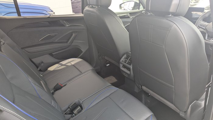 2025 VOLKSWAGEN TAYRON R-LINE