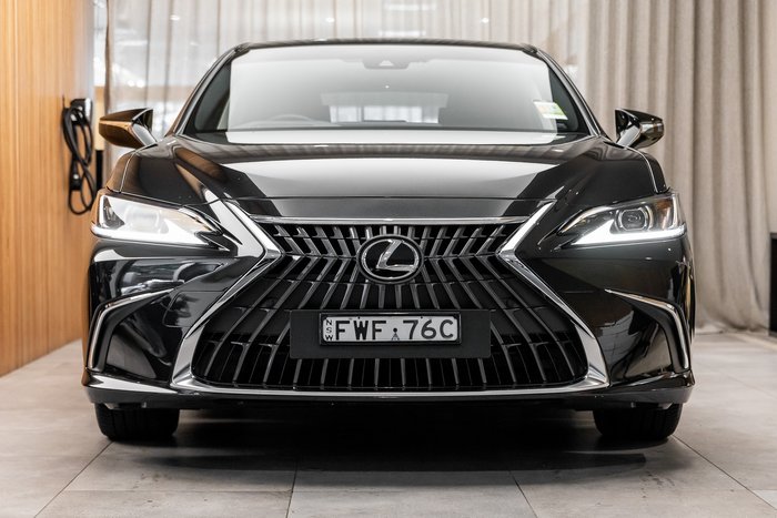 2025 Lexus ES300h Luxury 2.5L Hybrid Auto CVT Sedan
