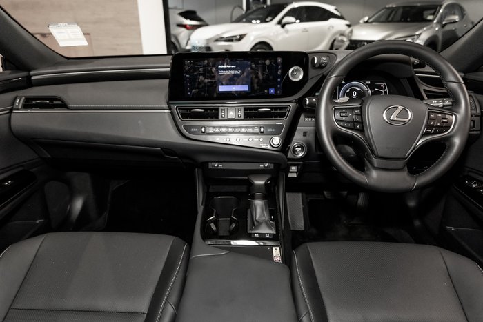 2025 Lexus ES300h Luxury 2.5L Hybrid Auto CVT Sedan