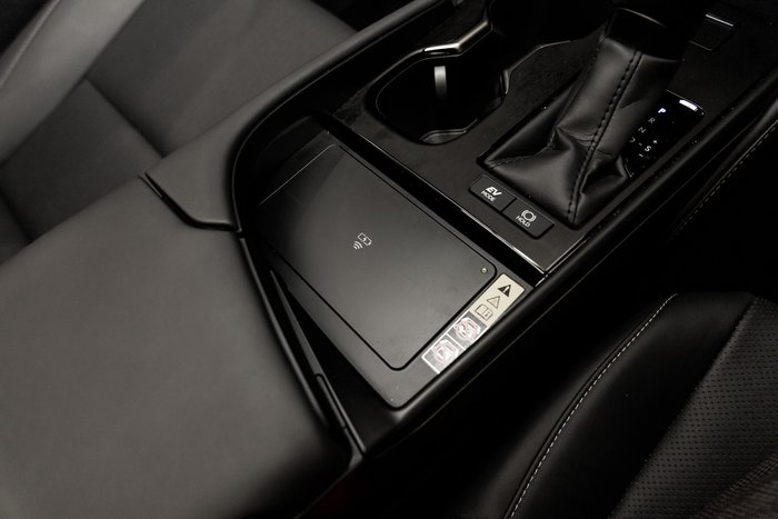 2025 Lexus ES300h Luxury 2.5L Hybrid Auto CVT Sedan