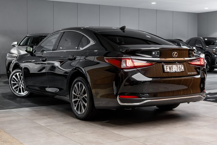 2025 Lexus ES300h Luxury 2.5L Hybrid Auto CVT Sedan