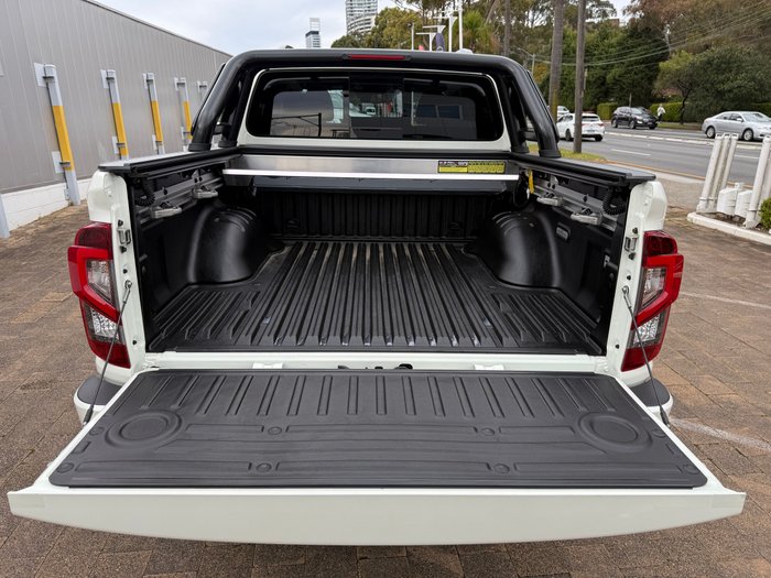 2025 Nissan Navara PRO-4X Warrior